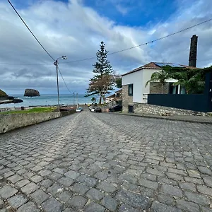 Sea Breeze Apartment