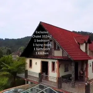 Santana, Flowers's House Chalet